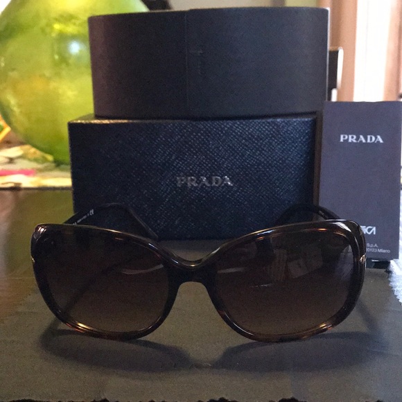 prada 08os